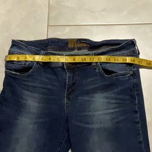 **TODAY’S SPECIAL**  KUT FROM THE CLOTH * EUC * Size8 👖